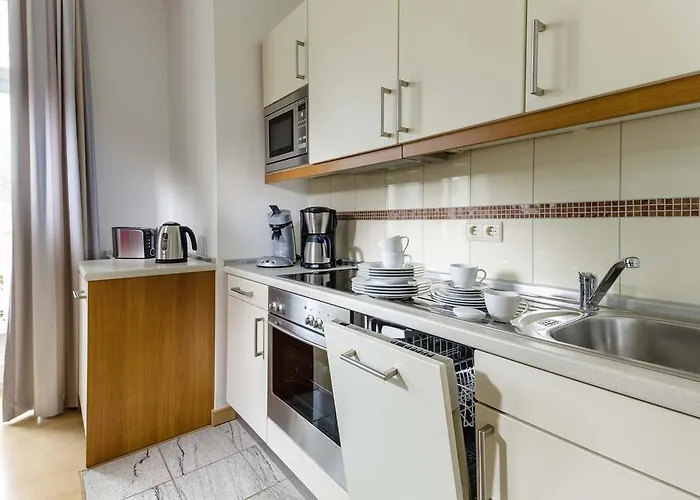 Aesculap By Rujana Apartamento Binz