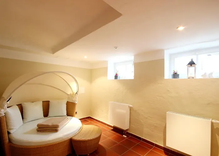 Aesculap By Rujana * Binz